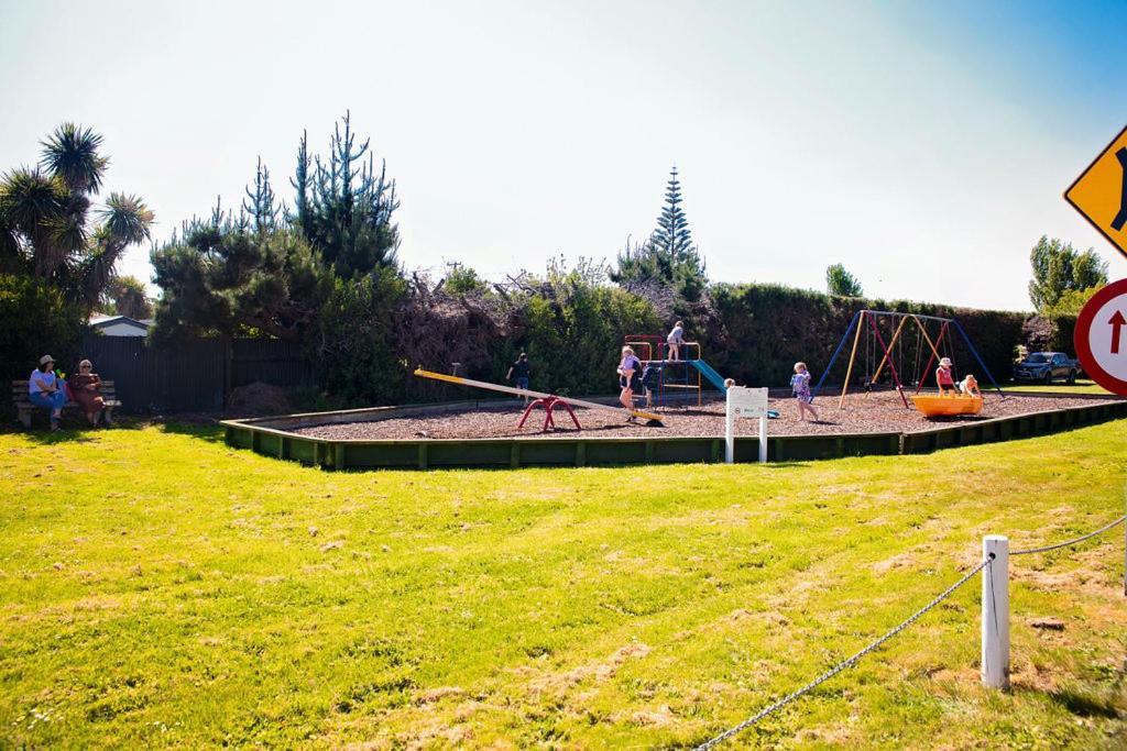Leithfield Beach Holiday Park Exterior photo